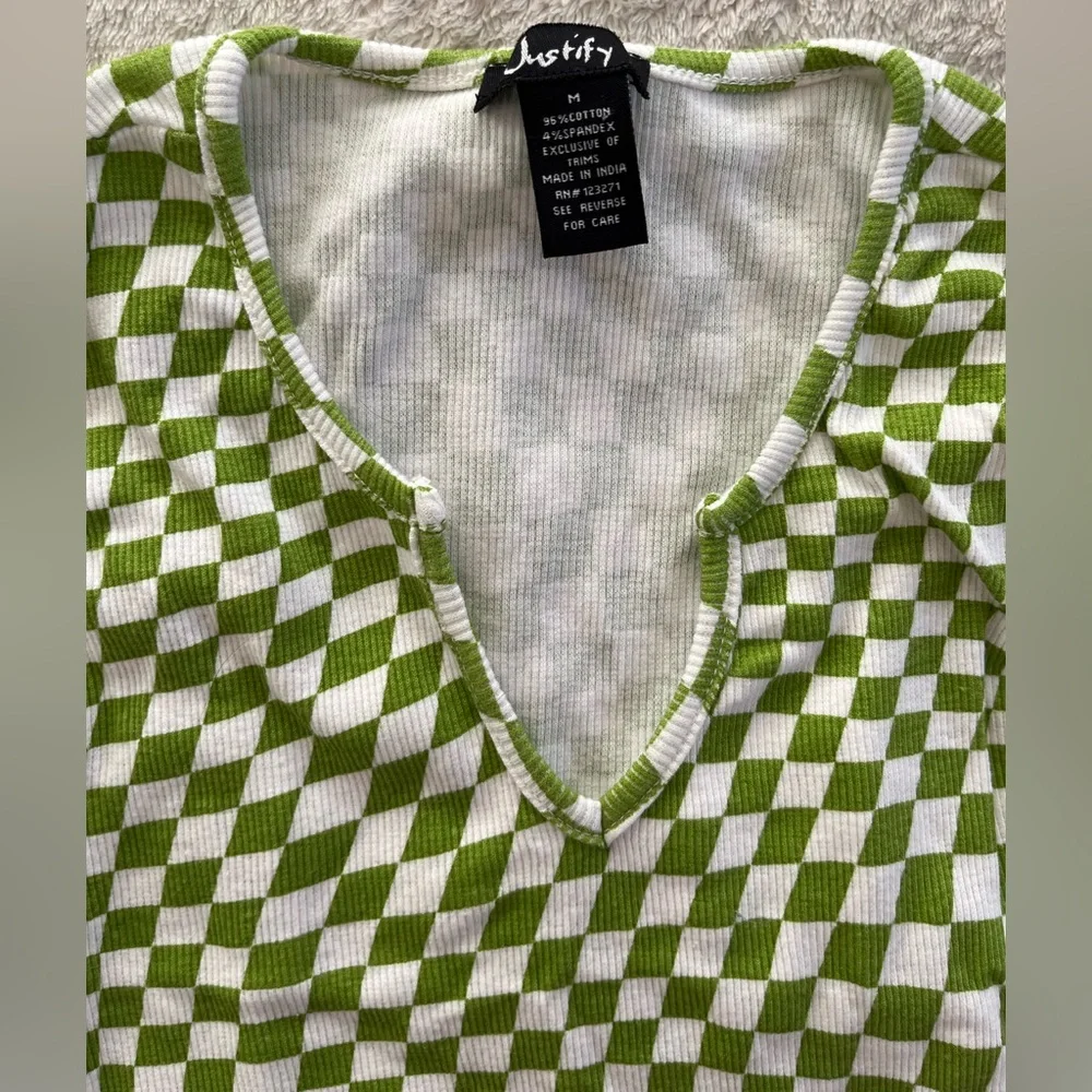 Justify medium top - Picture 1 of 3